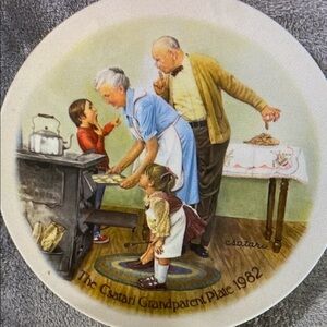 Grandparent Plate 1982 - Multicolor Decorative Collectors Plate Knowles